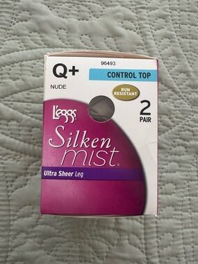 L'eggs Silken Mist Control Top Nude Sheer Hosiery - 2 Pair Sz Q+